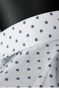REPABLO bílá slim košile s modrým vzorem
